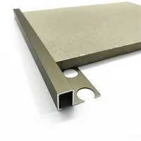 Kare Fayans Döşemeleri